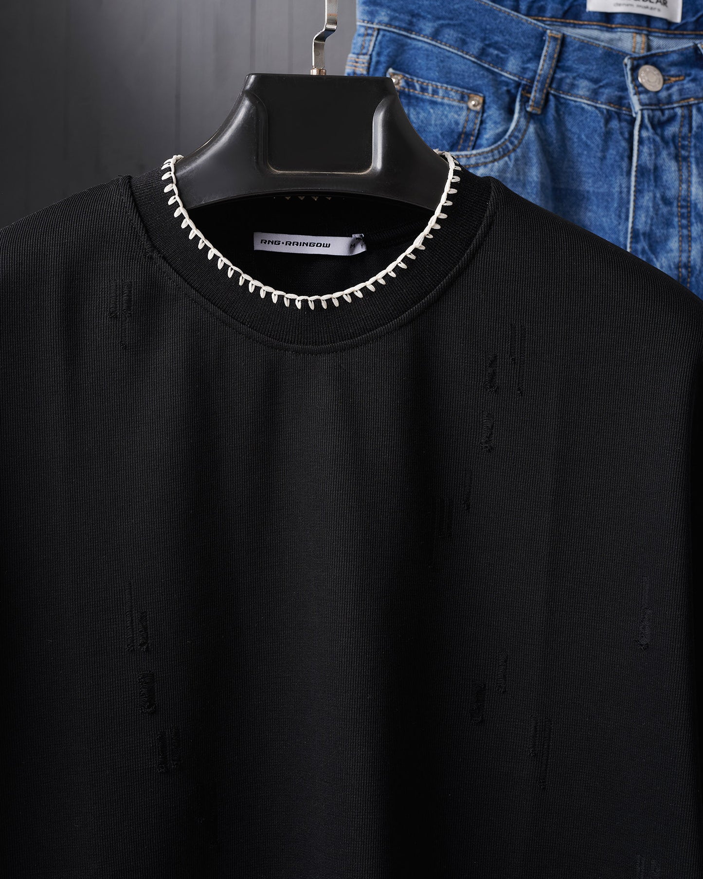 Round T-Shirts
