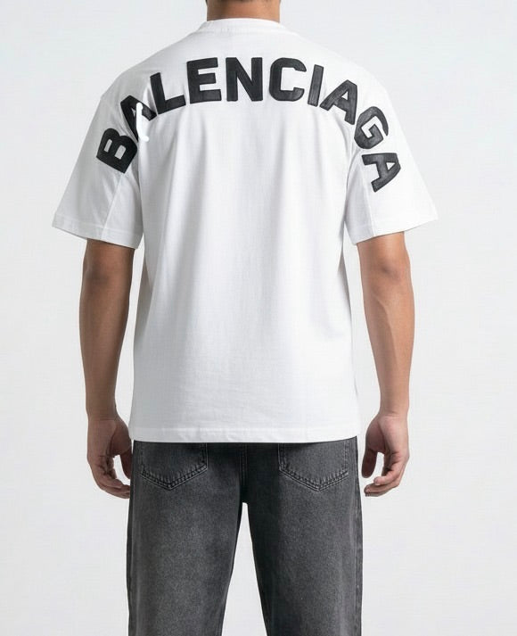 WHITE T-SHIRT