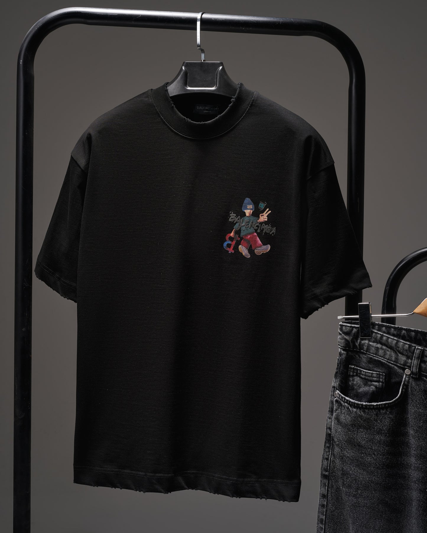 Black T-SHIRT